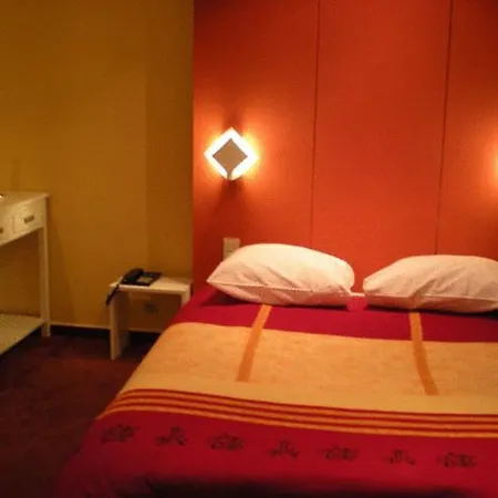 New Grand Hotel 2*